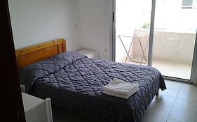 Artemis Karas Holidays Apartment